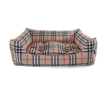 Laden Sie das Bild in den Galerie-Viewer, Super Soft Dog Lounge - Softshell Plaid Edition