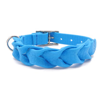 Laden Sie das Bild in den Galerie-Viewer, Robustes Halsband in Flecht Optik - Blau