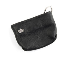Laden Sie das Bild in den Galerie-Viewer, KvK Handcrafted Bag Holder Crown - Gassibeutel