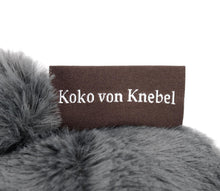 Laden Sie das Bild in den Galerie-Viewer, Kuschelhase mit Herz