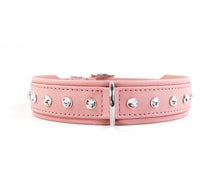 Laden Sie das Bild in den Galerie-Viewer, KvK Handcrafted - Klassik Curved Bling
