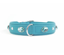 Laden Sie das Bild in den Galerie-Viewer, KvK Handcrafted - Klassik Curved Collar - Bling Türkis