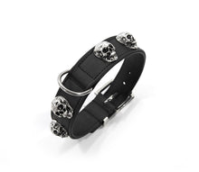 Laden Sie das Bild in den Galerie-Viewer, KvK Handcrafted - Black Skull Masterpiece