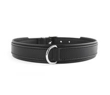 Laden Sie das Bild in den Galerie-Viewer, KvK Handcrafted - Halsband Klassik Curved Black Edition