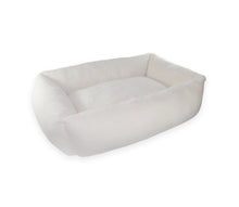 Laden Sie das Bild in den Galerie-Viewer, KvK Super Soft Dog Lounge - Off White