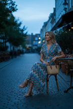 Laden Sie das Bild in den Galerie-Viewer, Maxikleid mit Zickzackmuster
