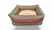 Laden Sie das Bild in den Galerie-Viewer, Super Soft Dog Lounge - Zick Zack Kollektion
