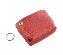 Laden Sie das Bild in den Galerie-Viewer, Gassibeutel Etui aus Leder ohne Besatz mit praktischen Klickring Verschluss
