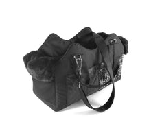 Laden Sie das Bild in den Galerie-Viewer, Sanna Bag - elegante Hundetasche
