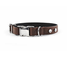 Laden Sie das Bild in den Galerie-Viewer, KvK - Clic Lederhalsband - Cognac, Schoko oder Schwarz
